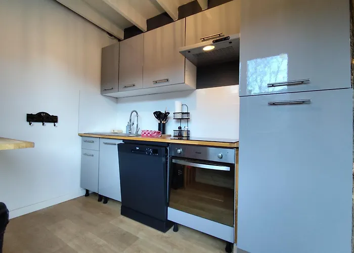 Mustang Vallee * لارونس